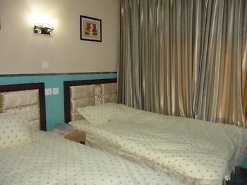 סוג'ואו V8 Hotel מראה חיצוני תמונה